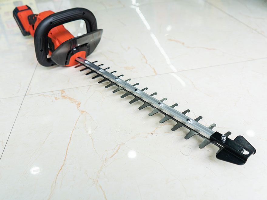 大有锂电电链锯